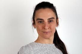 Eva Molnar's Instagram, Twitter & Facebook