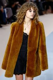 I tagli di capelli medi sono da sempre tra i trend più amati dalle . I Tagli Capelli 2018 Foto Stylosophy