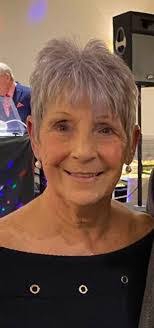 Wendy Graf's Instagram, Twitter & Facebook