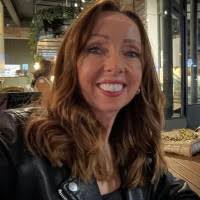 200+ "Jane Lynch" profiles