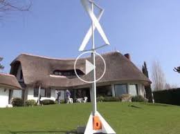 Une Petite Eolienne Verticale Qui S Installe En Un Temps Record Eolienne Verticale Eolienne Maison Eolienne