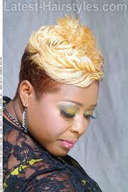 Short Weaves That Are In Right Now Kurze Flechtfrisuren Styling Kurzes Haar Haar Styling