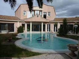 Villa De 220m2 Avec Piscine 3 Chambres 3 Salle D 39 Eau 3 Wc Sejour Doubles Cuisine Tres Belle Pretations Terrain 1000m2 Studio Immobilier Bord De Mer Villa