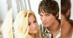 Jessica Dunphy's Instagram, Twitter & Facebook