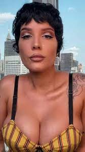 Halsey xxx