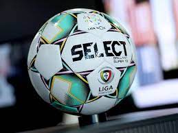 E) maior número de vitórias em toda a. Liga Portugal