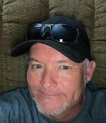 Barry Suggs's Instagram, Twitter & Facebook