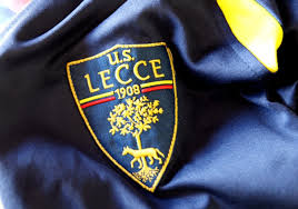 E' tempo di big match dal retrogusto di serie a per il lecce,. Al Via Il 4 Incontro Formativo Lecce Nel Cuore 2 0 Il Leccese Giallorossi Sempre