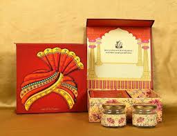 Traditional Boxed Indian Wedding Invitation Cards Indian Wedding Invitation Cards Indian Wedding Invitation Box Wedding Card Design Indian