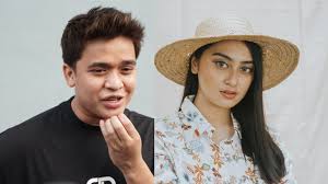 Sang presenter ternyata memilih tidak ambil pusing dengan peredaran rumor tersebut. Dikabarkan Dekat Dengan Billy Syahputra Ini Kata Memes Prameswari Kumparan Com