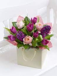 Rose And Tulip Gift Bag Buket Bunga Bunga Buket