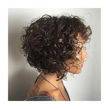 Voici donc quelques unes des coiffures de cheveux bouclés les plus tendances pour cette année. Coupe Courte 53 Idees De Cheveux Courts Boucles Tendance 2020