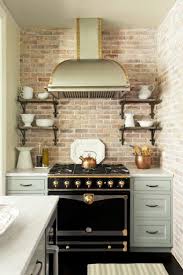 20 Pianos De Cuisson Qu On Voudrait Dans Notre Cuisine Cuisine Rustique Evier Cuisine Piano De Cuisson