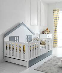 On the one hand, it is the perfect solution to provide excellent protection from the sun and the wind, while on the other hand, it enables the cot to be changed into a cradle. Polo Kinderbett Hausbett Ohne Oder Mit Ausziehbett 90 X 190 Cm Delaa Mobel