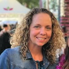 Danielle Joiner's Instagram, Twitter & Facebook