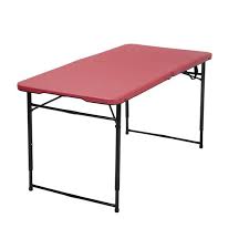 Astucieuses et pratiques, les tables d'appoint et pliantes sélectionnées par le chaisier vous permettront une grande souplesse dans l'agencement de votre intérieur. Table Pliante Interieure Et Exterieure Cosco 27 8 Rouge 14402rbk1e Rona