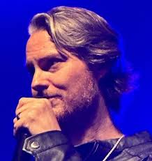 Name your tour, band, or album with me