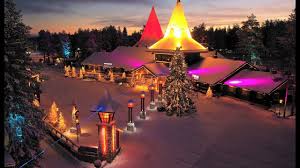 Non possiamo che consigliarvela, una classica meta per un viaggio sottozero! Villaggio Di Babbo Natale In Rovaniemi Lapponia Veduta Aerea Santa Claus Village Finlandia Youtube