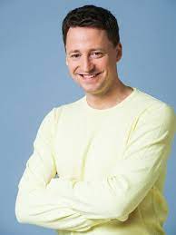 Čt sport was launched on 10 february 2006 at 'čt4 sport', to promote digital television, its main programmes include football, ice hockey, the olympic games, athletics and european events. Jan Smetana Moderator Sportovni Komentator A Reporter Zivy Jukebox