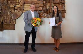 Kontaktieren sie uns einfach unter: Neues Aus Der Gemeinde Mutterstadt Ulrike Nowack 25 Jahre Im Haus Des Kindes Mutterstadt