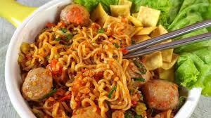 Viral potret rumah lawas lesti kejora, gerobak mie ayam jadi sorotan. Ini Dia Mie Pedas Yang Meledak Di Mulut