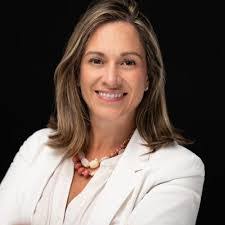 Maureen Hillman's Instagram, Twitter & Facebook