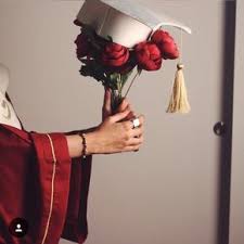 صور قبعات تخرج ليدي بيرد Graduation Girl Graduation Photography Graduation Wallpaper