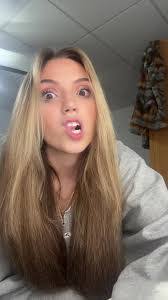 Taylor Moser's Instagram, Twitter & Facebook