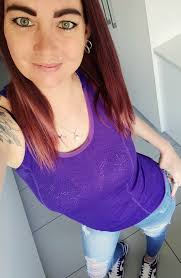 Single women photos only!!! Fellas... COME AND PICK YOU A WIFE. good luck