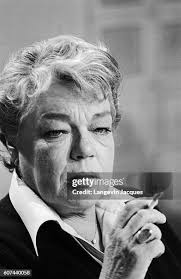 92 Madame Simone Photos & High Res Pictures