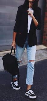 Black Blazer And Jeans Outfit Women 10 Black Blazers To Shop Now Blazer Outfits For Women Blazer Outfits Blazer Outfits Casual