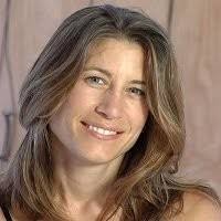 Dana Darr's Instagram, Twitter & Facebook