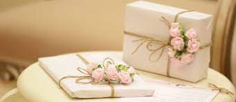 Unique wedding anniversary gift for couples ideas. 4 Powerful And Incredibly Symbolic 1st Anniversary Gift Ideas For Couples