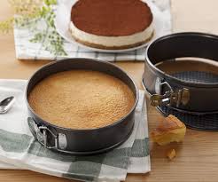 .making a cheesecake using an 8 springform instead of a 9. Leakproof Cheesecake Pan Bakeware With Cleaning Cloth Hiware 6 Inch Non Stick Springform Pan With Removable Bottom Bakeware Cake Pans Vit Edu Au