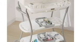 Baignoire Et Plan A Langer Avec Support Sur Roulettes Millie Boris Plan A Langer Table A Langer Baignoire Et Table A Langer
