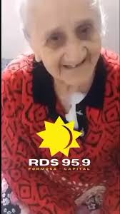 HAY MEJOR PREMIO QUE ESTE ??? , Hacer radio es mucho más que hablar detrás  de un micrófono., Es acompañar, abrazar con la voz, hacer reír, emocionar,  conectar., Cada día, cuando salimos al aire, ...