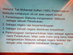 Setiap generasi memiliki ciri khas tersendiri berdasarkan tema yang diangkat dalam sebuah karya sastra. Ciri Ciri Perlembagaan Malaysia Mahani Mohamad Flickr