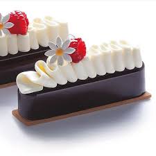 Chef Antonio Bachour Gorgeous Manjari 64 Chocolate Mousse Creme Brulee Insert Hazelnut Cake Opalys 33 Whipped Gan Desserts Fun Desserts Fancy Desserts