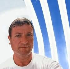 We're obviously lacking in numbers in midfield due to injuries, so why not  give hoggy a short term contract, he's been at all home matches and  Sunderland away.Just a thought.