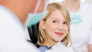 Non-invasive caries therapy for paediatric patients