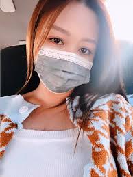 2020年辛苦得嚟係人生最多得著既一年～ 出院後用左成年幾兩年回復！ 呢一年踏出左第一步去初嘗做gym🏋🏻 感恩遇上一位超認真既教練BG NG  加上成班專業團隊Energy Park Fitness 終於由80幾kg變返正常小小（雖然仲係成身肥肉）🤭 工作上轉變左，由化妝轉左去一個新領域  ...