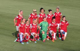 Mediet melder ikke, hvorvidt benny gall også er en del af trænerteamet, som ekstra bladet beskrev det. Danmarks Kvindefodboldlandshold Wikipedia Den Frie Encyklopaedi
