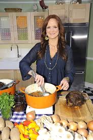 Pioneer woman's homemade ranch dressing. What Are The Pioneer Woman Ree Drummond S Most Popular Recipes