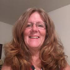 Who can help pick up a refrigerator in Yankton and bring it to Crofton?