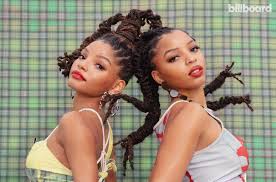 Chloe and halle bailey show off their impeccable style for the 2021 grammys , airing sunday (march 14) from los angeles. Chloe Bailey Covers Silk Sonic S Leave The Door Open Billboard