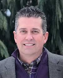 Scott Boyle's Instagram, Twitter & Facebook