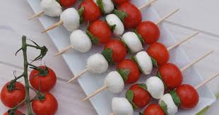 Brochettes De Tomate Mozzarella Recette Repas Froid Mini Brochette Apero Idee Repas Froid