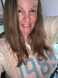 Take me to the lakes where I can enjoy Taylor Swift merch! 🌊