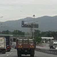 This acronym/slang usually belongs to organizations, education schools etc. Lebuhraya Utara Selatan E2 Kegiatan Di Ruang Terbuka Rekreasi