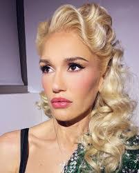 Dione Adams's Instagram, Twitter & Facebook